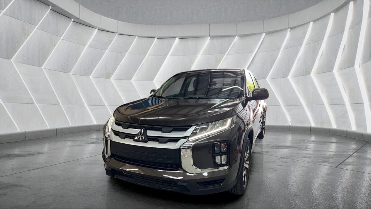 2020 Mitsubishi Outlander Sport ES's photo